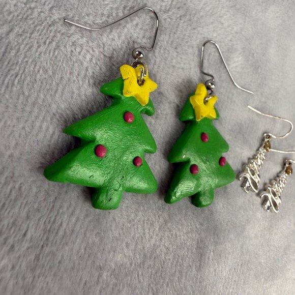 Christmas Tree Drop Earrings Set Of 2 Handmade Polymer Clay & Silver-Tone Metal - Picture 5 of 12